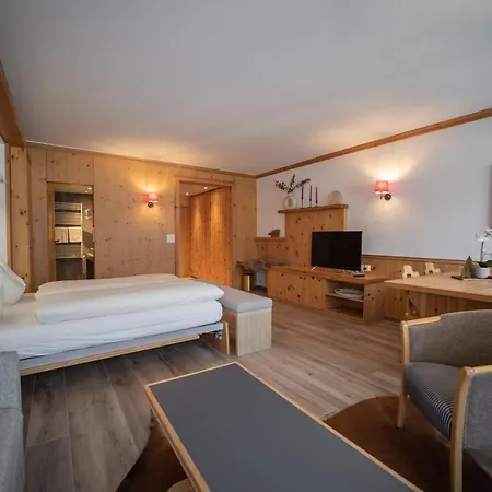 Presso Europa Apartament *